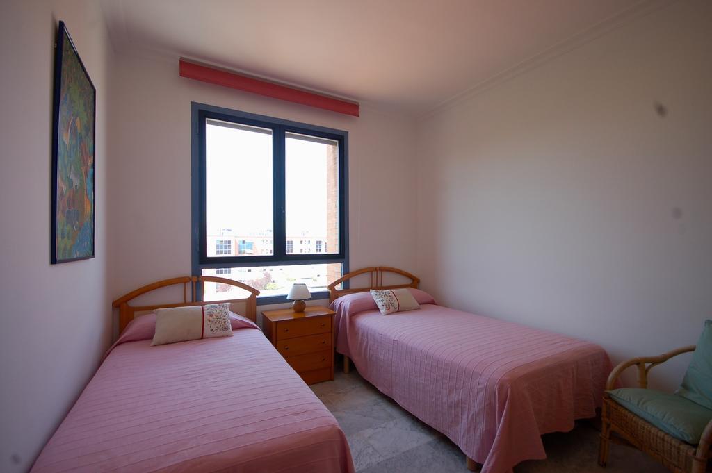 Lets Holidays Apartment Sea Views In Barcelona Habitación foto
